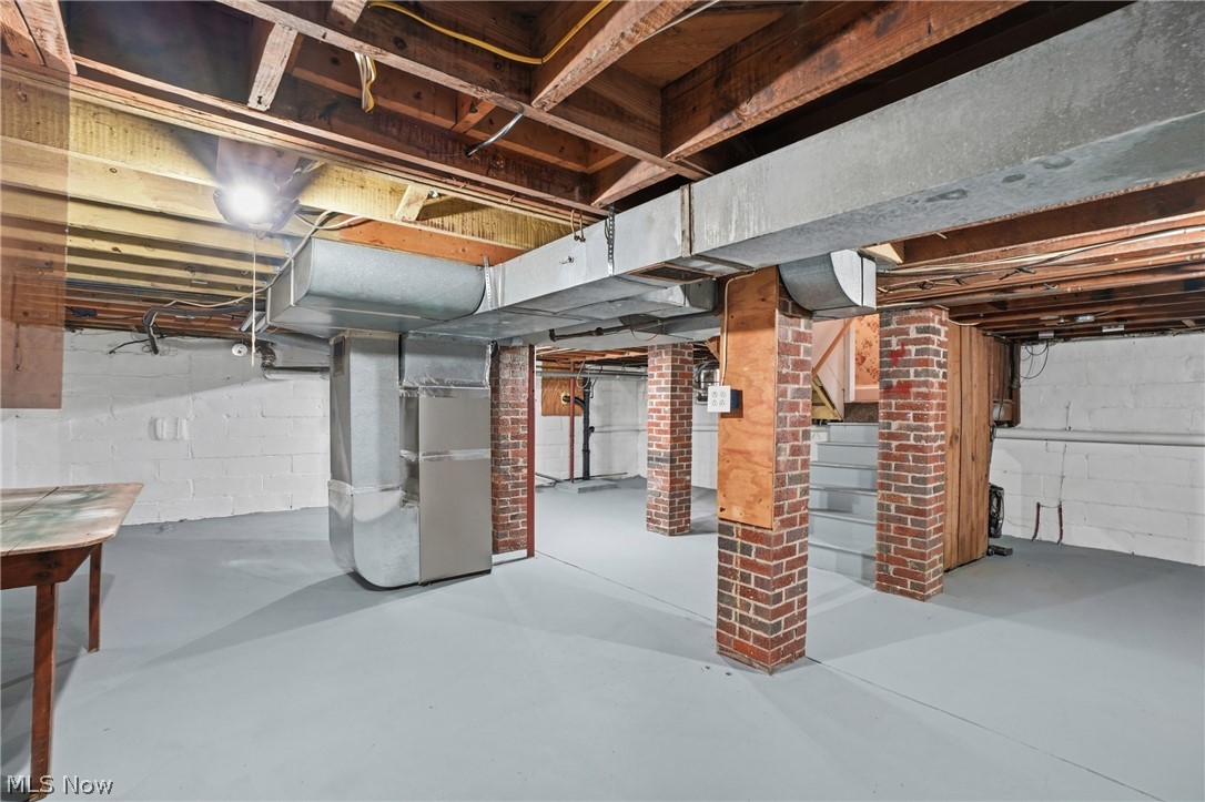 H C Hopkins Ad - Residential