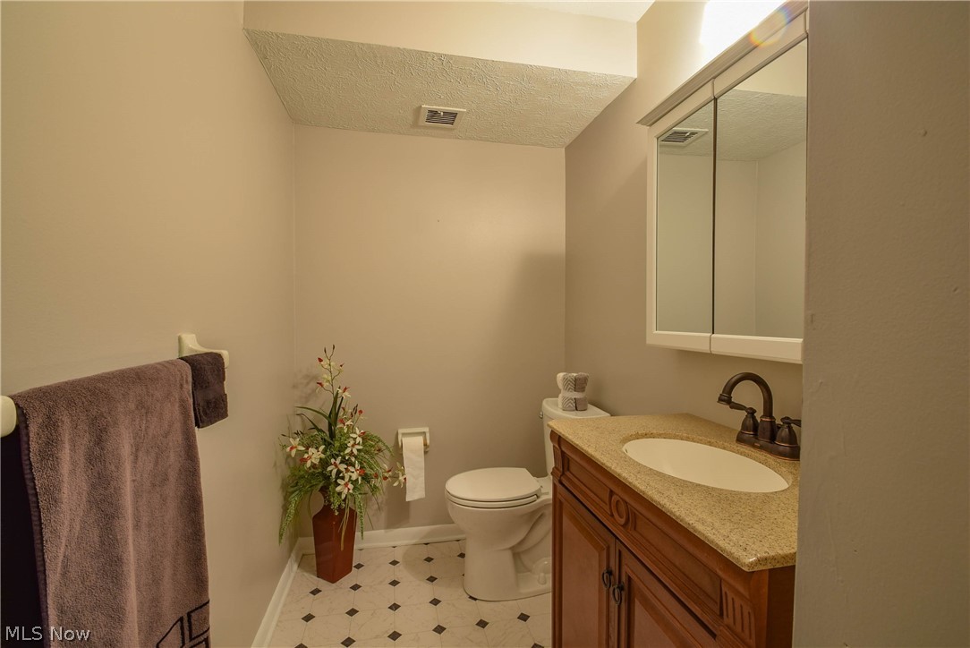 Golden Oaks - Residential