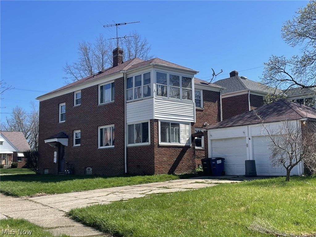 Photo of 17506 Neff Road, Cleveland, OH 44119 (MLS # 5198993)