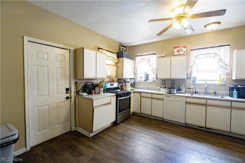 Tiny photo for 3438 Columbus Road NE, Canton, OH 44705 (MLS # 5239174)