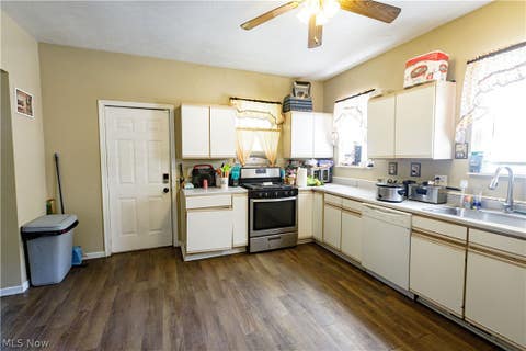 Tiny photo for 3438 Columbus Road NE, Canton, OH 44705 (MLS # 5239174)