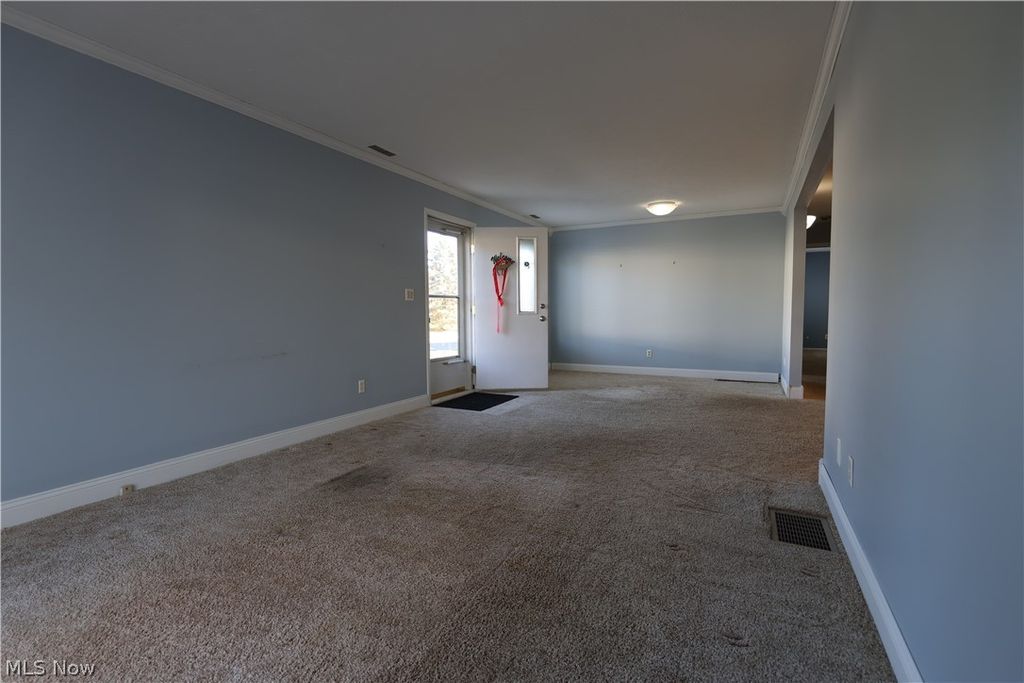 Photo of 346 Deepwood Drive, Wadsworth, OH 44281 (MLS # 5191925)