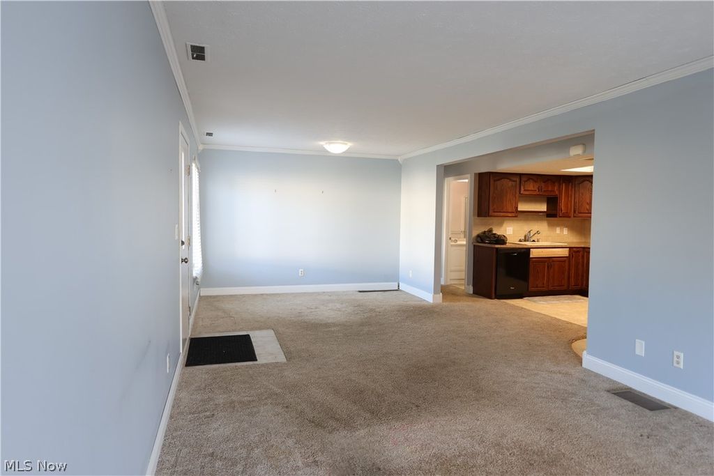 Photo of 346 Deepwood Drive, Wadsworth, OH 44281 (MLS # 5191925)