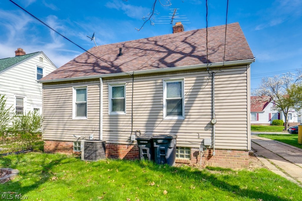 12013 Wayland Avenue