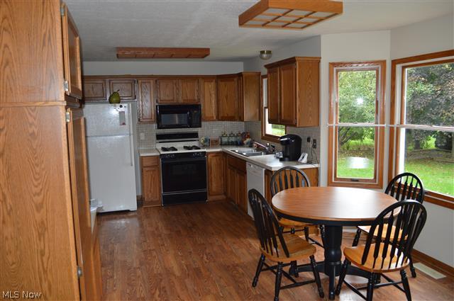 Heatherwood Knolls - Residential