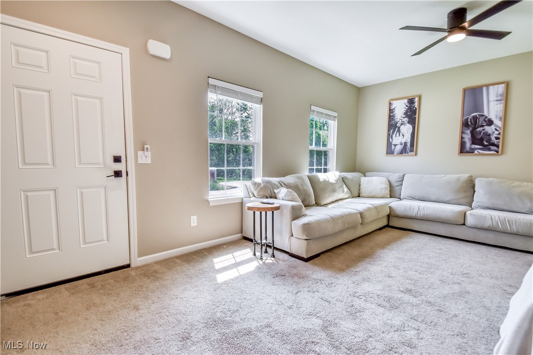 5020 Lakeview Drive, Mentor, Ohio image 5