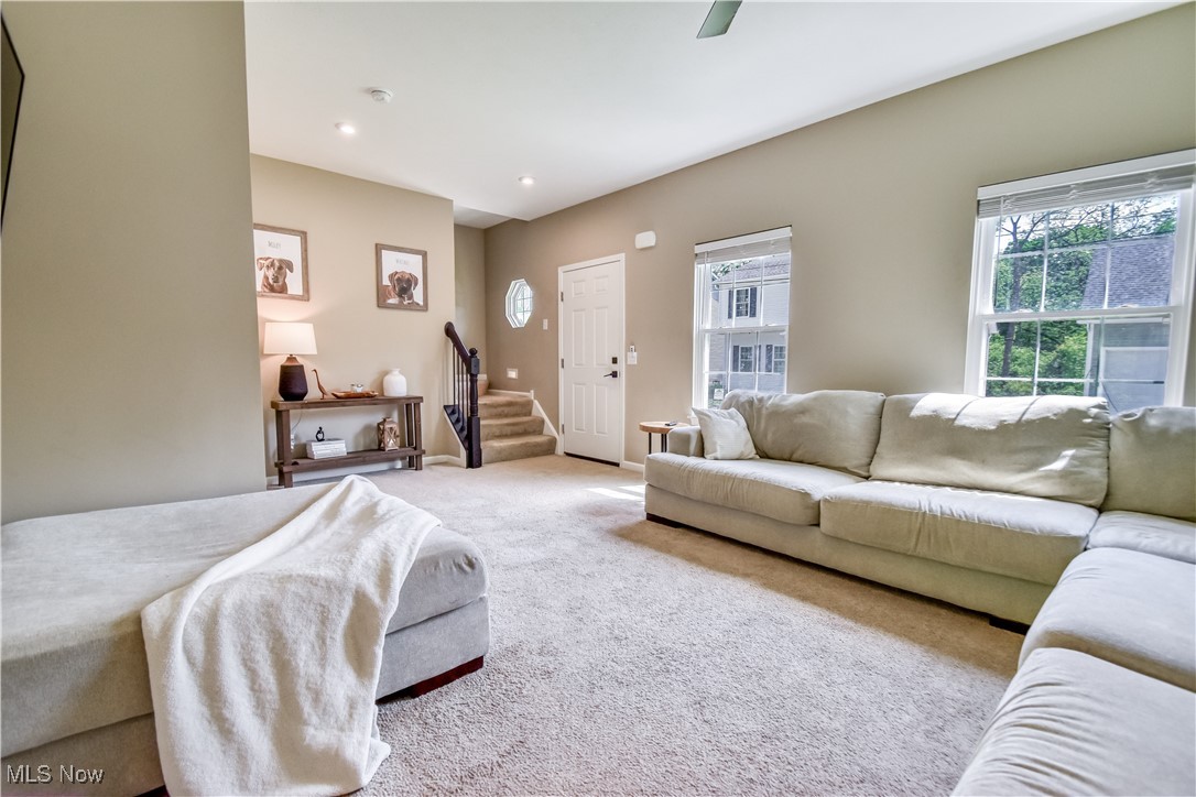 5020 Lakeview Drive, Mentor, Ohio image 6