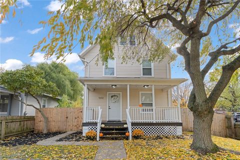 Photo of 1602 18th Street NE, Canton, OH 44705 (MLS # 5181068)