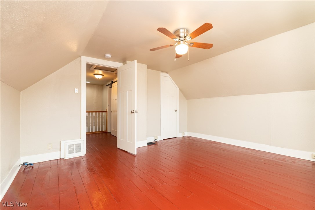 Cleveland, Ohio 44102, United States, 2 Bedrooms Bedrooms, ,2 BathroomsBathrooms,Residential,Pending,113837