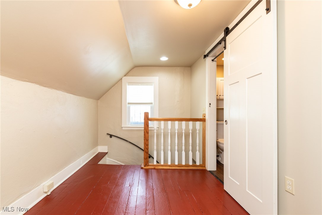 Cleveland, Ohio 44102, United States, 2 Bedrooms Bedrooms, ,2 BathroomsBathrooms,Residential,Pending,113837