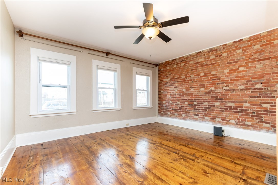 Cleveland, Ohio 44102, United States, 2 Bedrooms Bedrooms, ,2 BathroomsBathrooms,Residential,Pending,113837