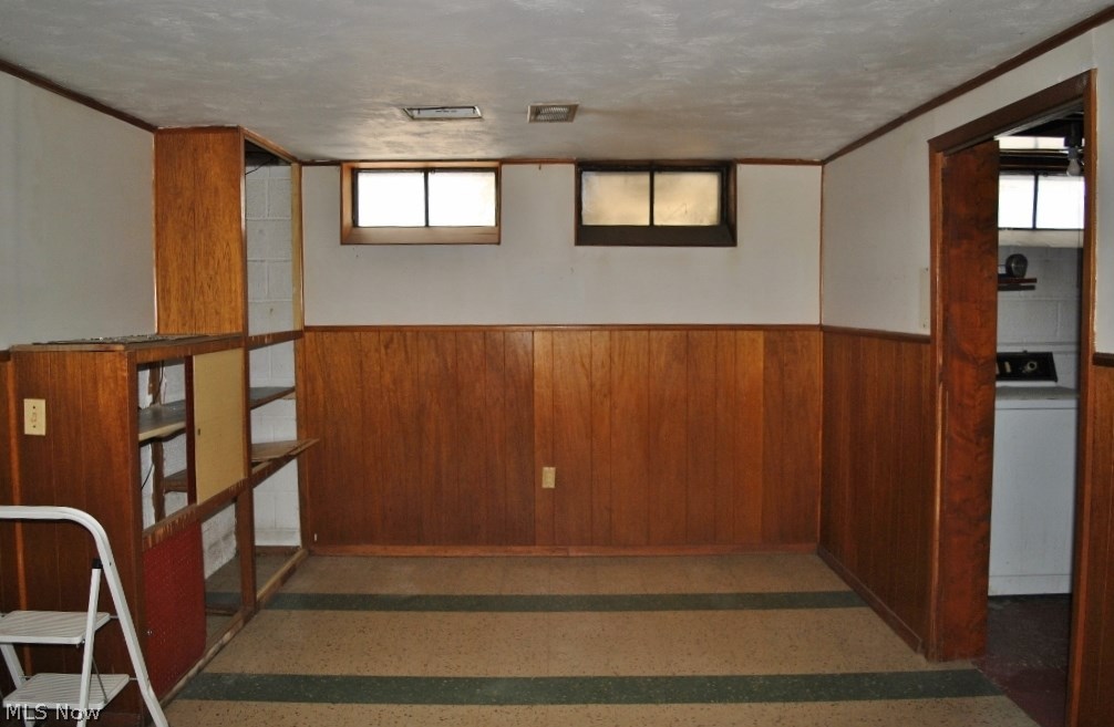 Ha Stahle Props Company's Ridg - Residential Lease