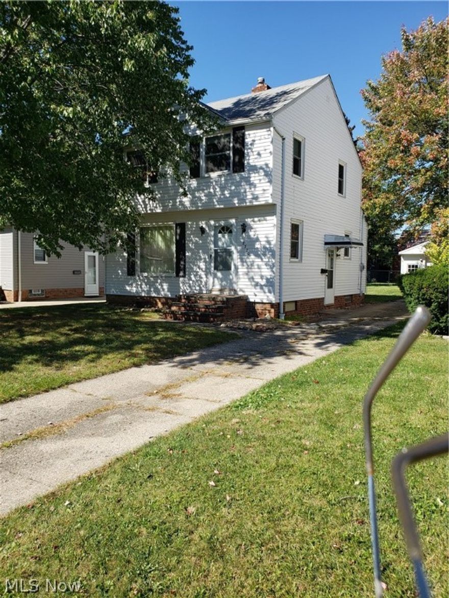 Recently remodeled, just professionally cleaned ready for occupancy. All appliances included. Colonial style home -- all bedrms on second floor. Rec rm in lower level. Laundry in basement. One-car garage. Owner would consider long term lease.