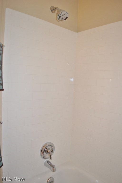 Ha Stahle Props Company's Ridg - Residential Lease