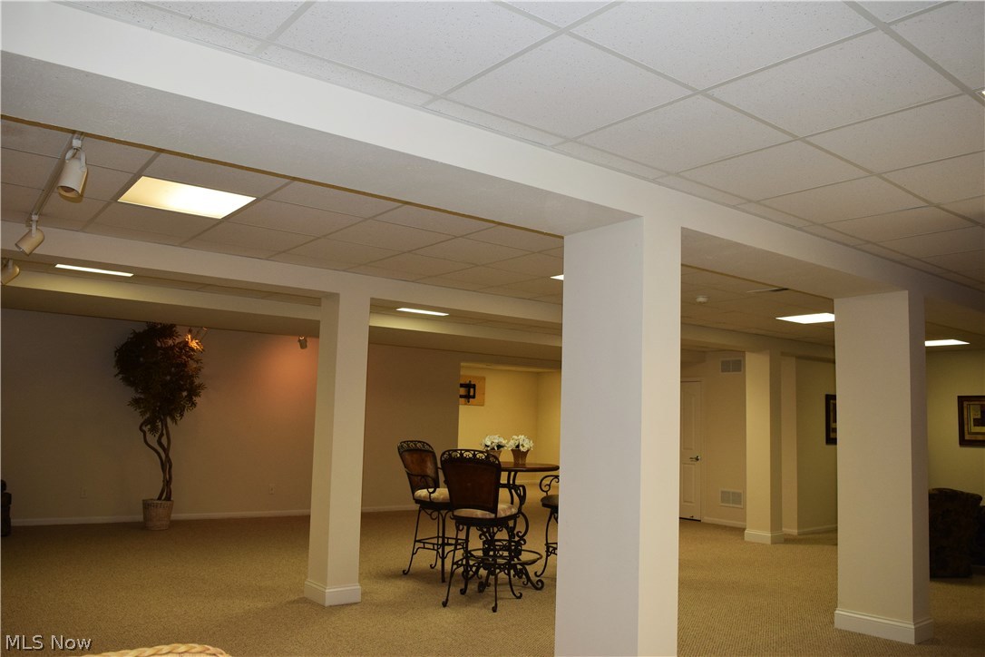 Quail Hollow 05 - Residential