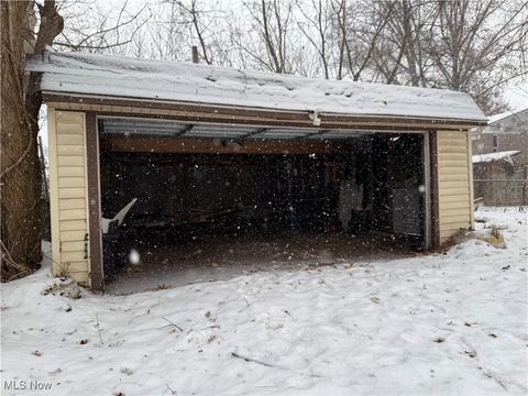 Tiny photo for 4128 E 114th Street, Cleveland, OH 44105 (MLS # 5178951)