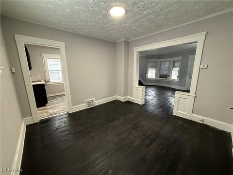 Tiny photo for 4128 E 114th Street, Cleveland, OH 44105 (MLS # 5178951)