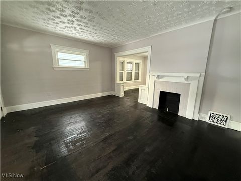 Tiny photo for 4128 E 114th Street, Cleveland, OH 44105 (MLS # 5178951)