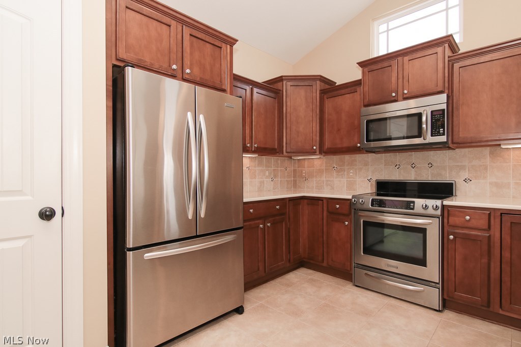 Arbor Lakes @ Cobblestone Pk - Residential