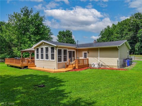 Tiny photo for 4713 Sherman Road, Kent, OH 44240 (MLS # 5221367)