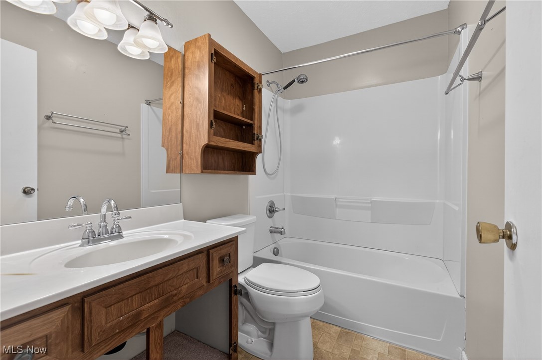 Hillsdale Rdg Condo - Residential