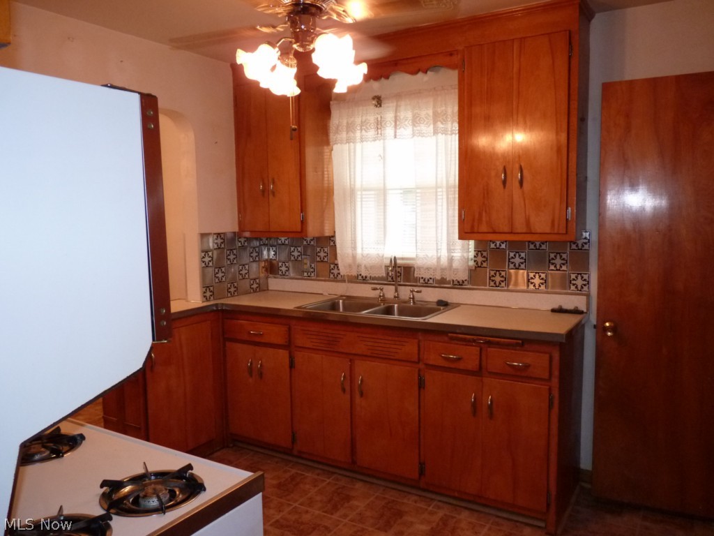 Day Camp Realty Cos Southland - Residential