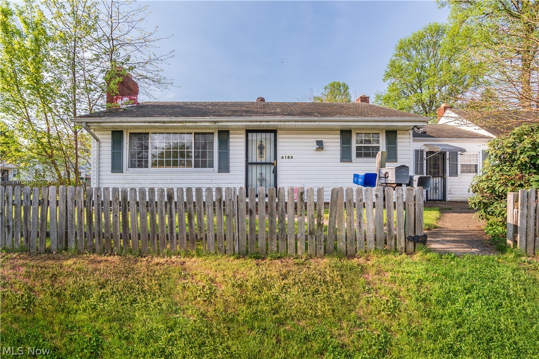 Welcome to 6186 Tall Oaks Drive! This charming home has so much to offer and would be the perfect family home or investment property once given the love it deserves! Featuring two fireplaces and all first floor living, this home is ready to be made yours today! With prime location being just minutes from Lake Eerie and nestled in a cute neighborhood, you can’t go wrong with saying yes to this address!