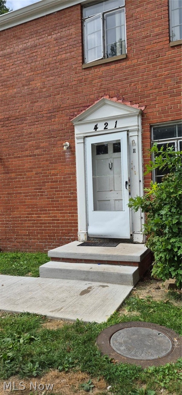 421 Kenwood Drive H1