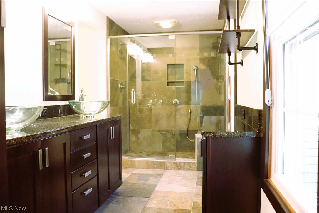 Oakshire Place - Residential