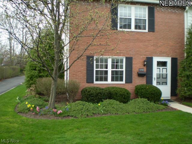 Short sale. New laminate flooring on the main floor and carpet in all the bedrooms! All appliances included. First floor bathroom was updated in 2009. Newer windows throughout! Spacious his and hers closets in the master bedroom. Lovely patio for entertaining and beautifully manicured landscaping. Low HOA fees! Fairview Park also boasts a fantastic recreation center with pool and fitness center! Conveniently located to the Metro Parks as well!