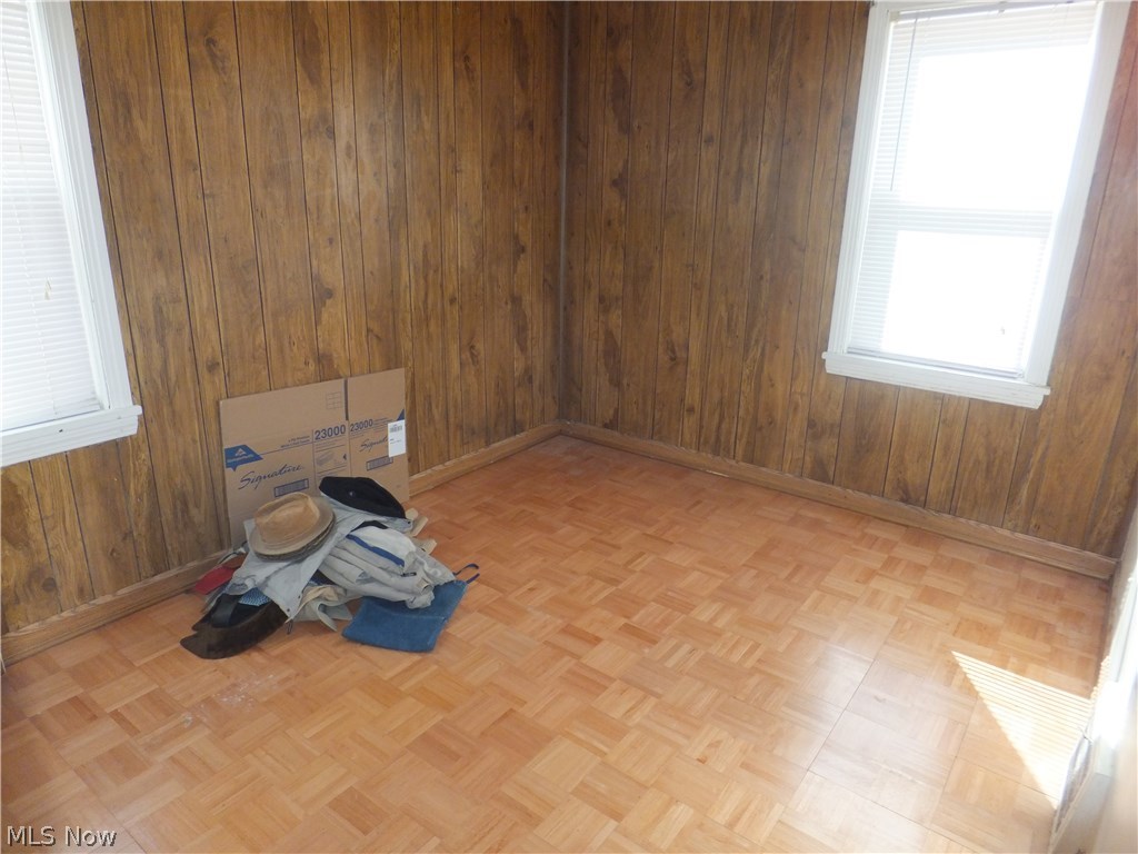 Bosworth Heights Realty Companys - Residential