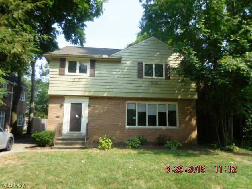 Three bedroom two full bath colonial. Large room sizes. New (8/2015) roof. Forced back yard. Needs cosmetic updating. Being sold as is. Seller requires pre-qualification, see broker remarks or contact listing agent. *Employees and family members residing with employees of Wells Fargo Bank, N.A., its affiliates and subsidiaries are strictly prohibited from directly or indirectly purchasing any property managed by Premiere Asset Services.*