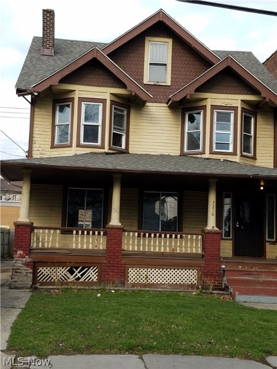 Updated home with new roof and windows.  Natural woodwork throughout.  Newer appliances.  2 car garage.  Broker- owned property.