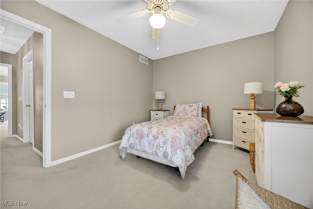 Courtyard Crystal Lake - Residential