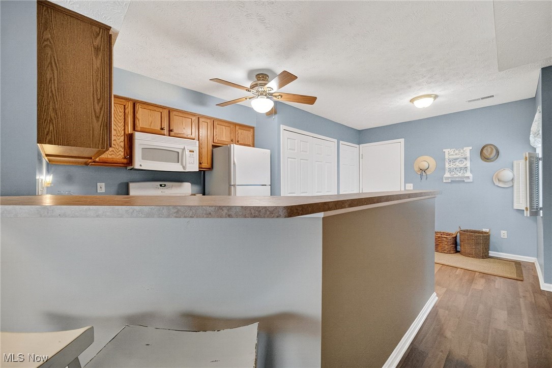 Courtyard Crystal Lake - Residential