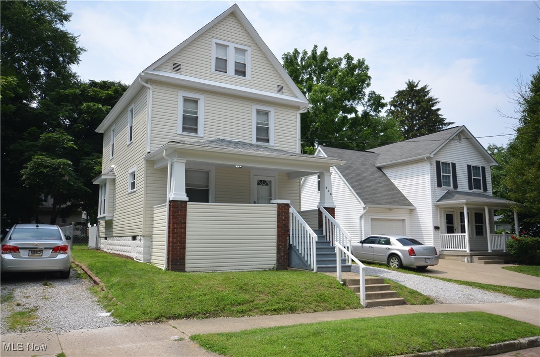 430 Alexander St, Akron, OH 44306 is a charming colonial in Akron! AMHA welcome, must cover entire rent and all utilities (water negotiable).
Discover this lovely 3-bedroom, 1-bathroom home, offering a comfortable living space. Built in 1916, this home blends classic architectural style with practical updates. The front covered porch is an awesome place to sit and read or have lunch.
The main floor features a functional layout with a galley style kitchen, separate dining room perfect for meals, and a large living room at the front of the home. Upstairs, you'll find three comfortable bedrooms. The home also includes a spacious third-floor room, ideal for a bonus room, office, or play area.
The property sits on a lot with a chain-link fence and is quite private and great for entertaining and grilling, perfect for outdoor relaxation. The home features a full basement with laundry hookups, providing ample storage space. Stay warm with efficient gas forced air heating.
Parking is convenient with a 1-car detached garage and long driveway. The exterior is finished with low-maintenance vinyl siding and an asphalt/fiberglass roof. Connected to public water and sewer. All applicants must pass background, credit & eviction check. Vetting questions, then a free app THEN showing appointment. NO EXCEPTIONS! Please make sure all vetting questions are answered and use the Free application link in offer link. All applicants must answer the following questions then fill out the FREE application prior to viewing so that applicants can be vetted properly prior to viewings. How many occupants? # of Adults?# of Minors? How many vehicles? Gross monthly income? Type of pets? (at the discretion of the landlord) Move in date requested? Why are you moving? How long do you expect to stay?
Section 8 welcome!