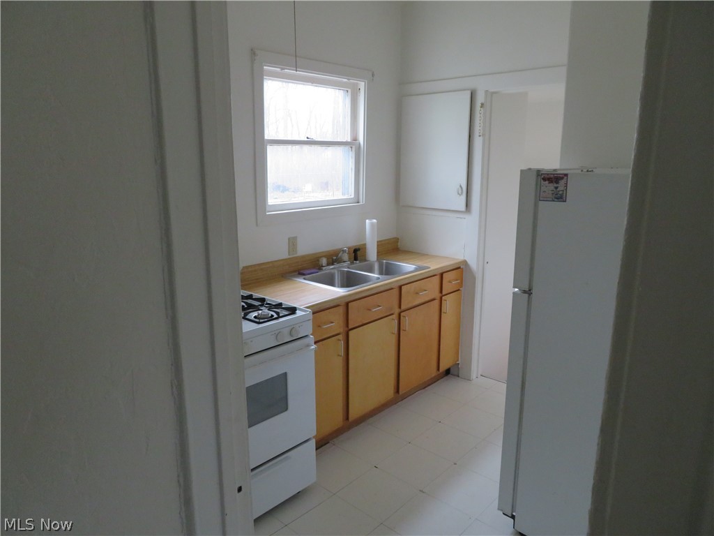 Lymans Add - Residential Income