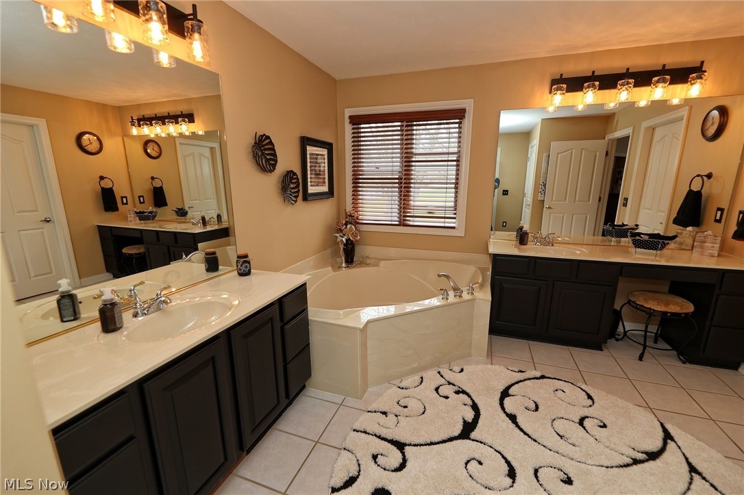 Wellesley Chase 01 - Residential