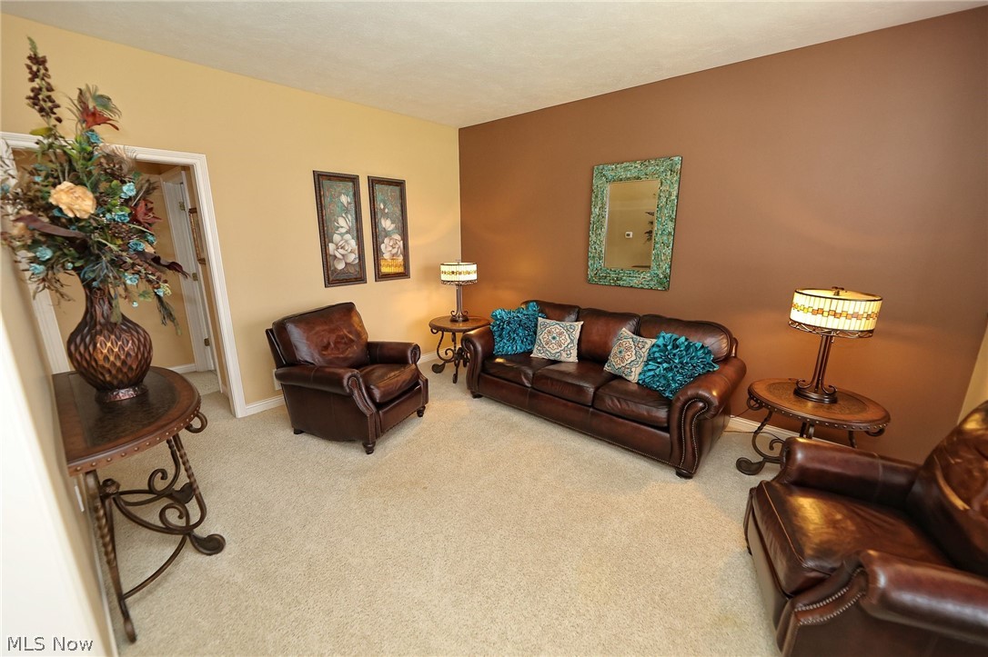 Wellesley Chase 01 - Residential