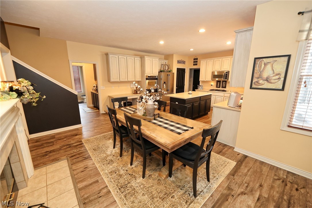 Wellesley Chase 01 - Residential