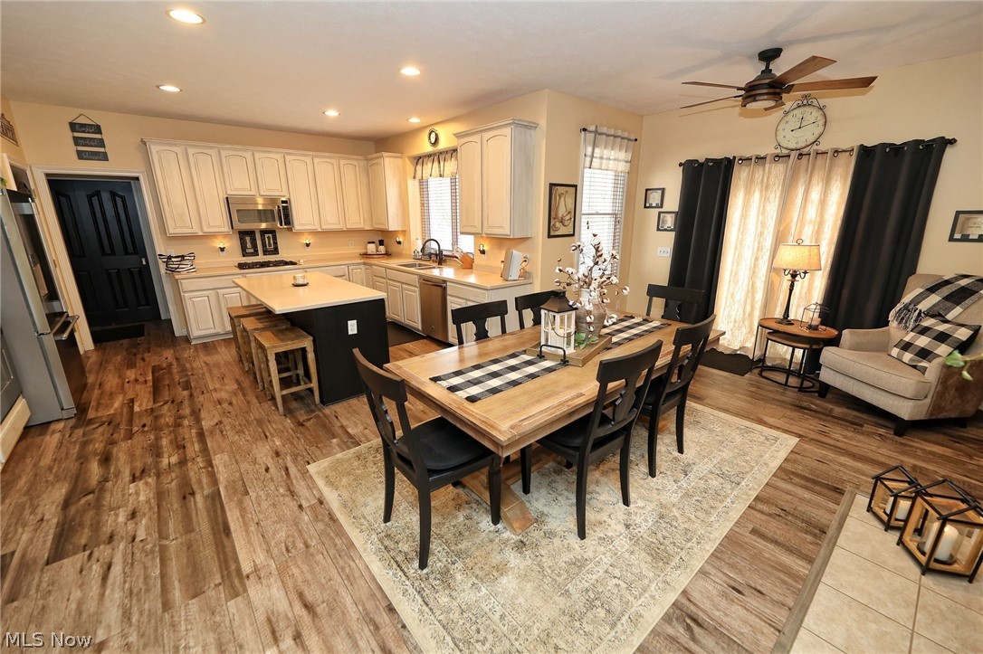 Wellesley Chase 01 - Residential