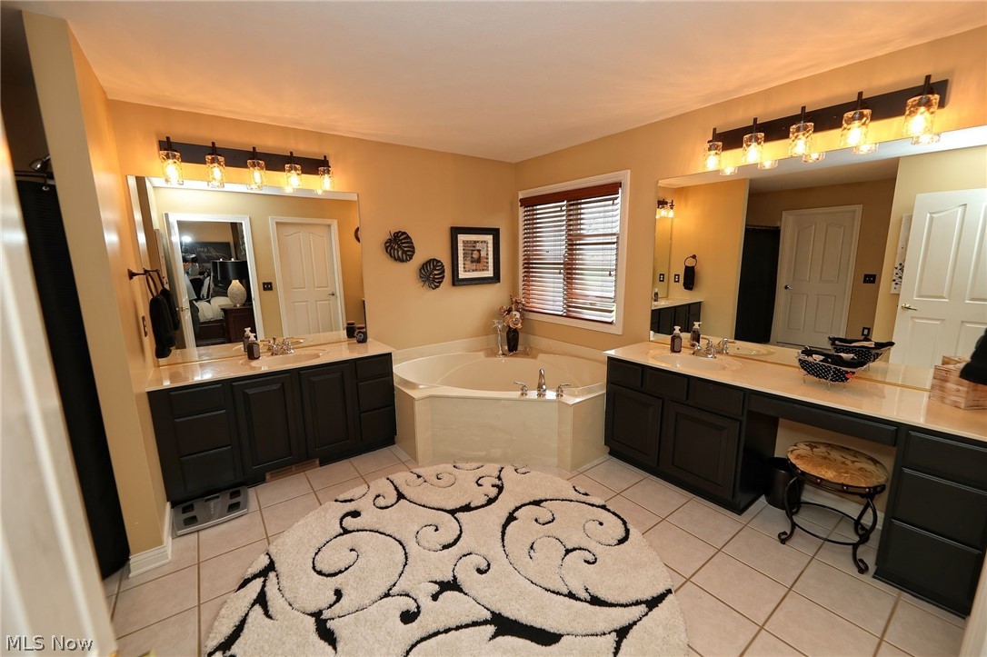 Wellesley Chase 01 - Residential