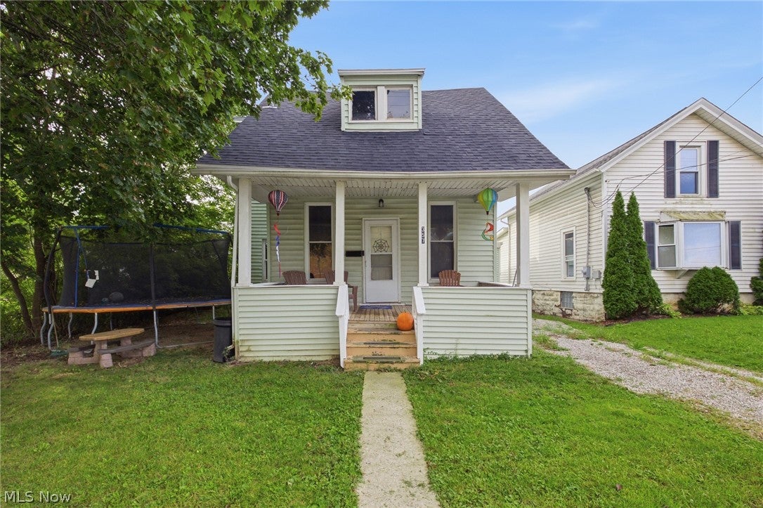 357 E 4th Street