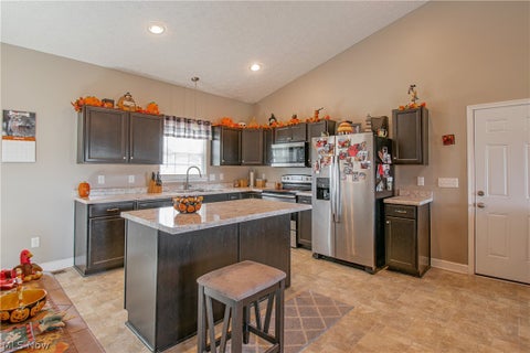 Tiny photo for 4009 Greenwich Road, Norton, OH 44203 (MLS # 5254524)
