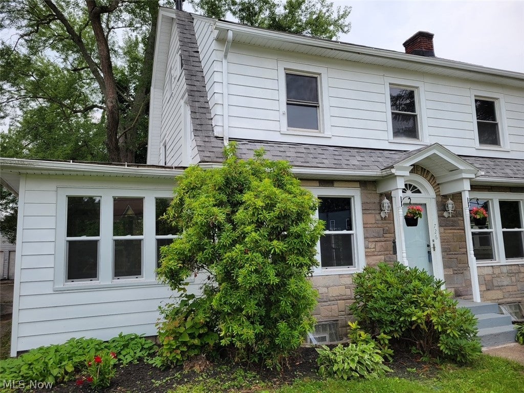 726 N Main Street