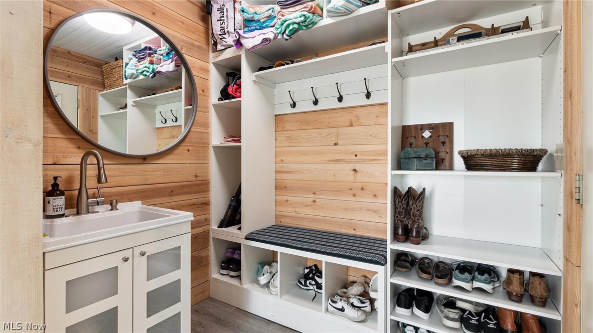 Price Estate - Residential