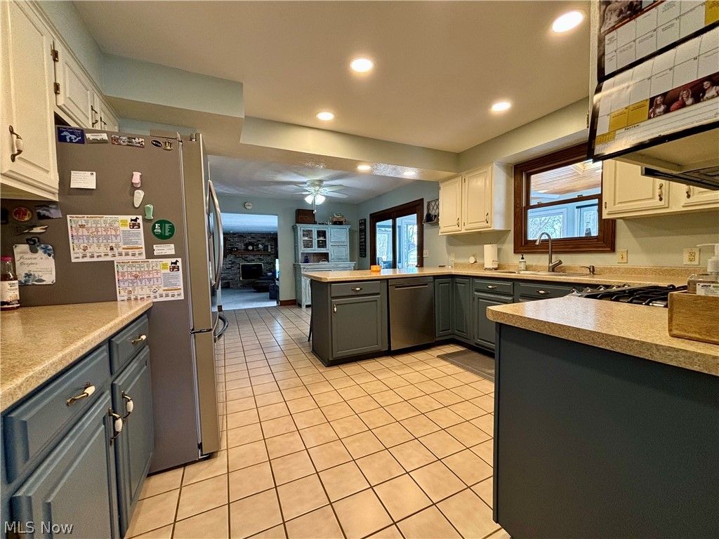 Photo of 5135 Tiffany Drive, Zanesville, OH 43701 (MLS # 5195143)