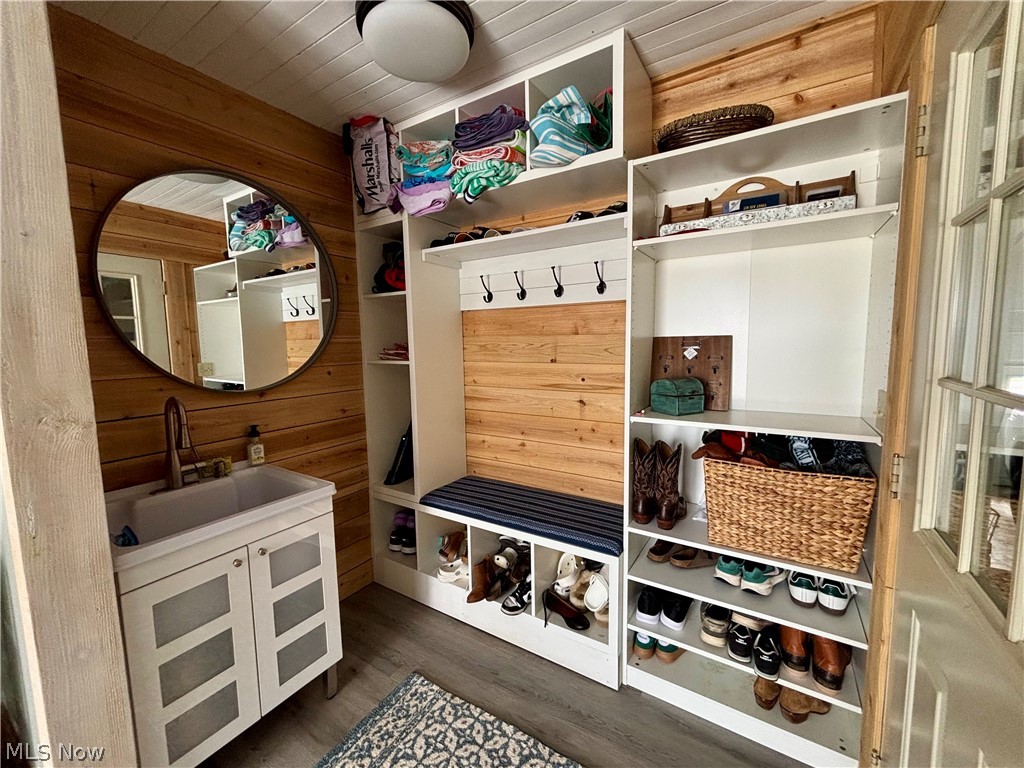 Price Estate - Residential