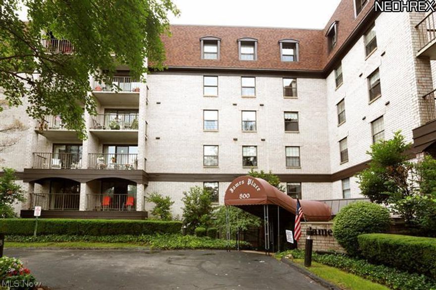 Welcome to Pent House # 619 for a Lifestyle of Ease. This condo is defined by tasteful updates, a flowing floor plan, a soothing color palette & treetop balcony views! Tiled foyer, flanked by twin closets, keeps the BR Suite private from the entertaining area & offers an inviting entry. Sizeable eat-in galley kitchen w/ample custom tongue-in-groove cabinetry w/pull-outs, A+ ceramic floors, & full appliance pkg. DR w/tasteful wrought iron chandelier offers a majestic view of the trees from the balcony. Expansive main LR accommodates the furnishings of a regular home and features a 2-sided FP for ambiance/utility. On the north wing off the main foyer is the truly delightful master with FP, updated full BA & HUGE WIC as well as a 2nd updated full guest BA. In-suite laundry. A+ storage,, indoor parking + access to a beautiful indoor pool & party room are yours! Come see before our seller changes her​​‌​​​​‌​‌​​​‌‌​​​‌‌‌​​‌​​‌‌​​​​ mind!