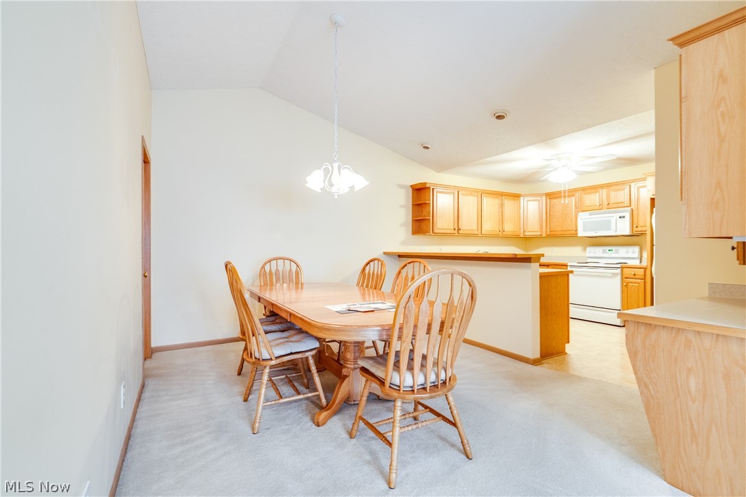 University Villa Condo Ph 03 - Residential